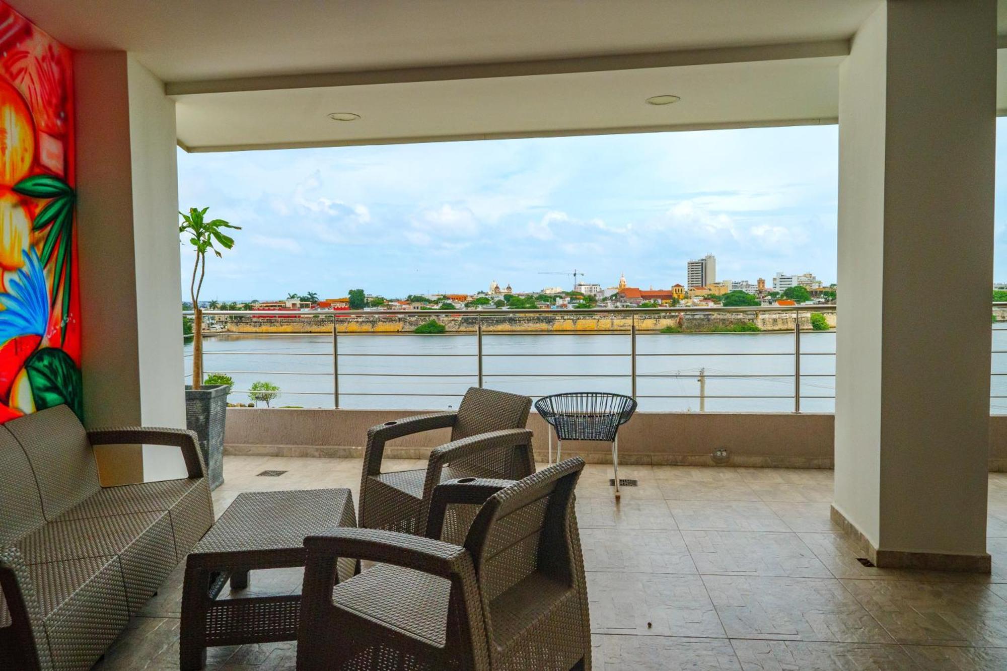 Suite Con Balcon Cerca Al Centro Cartagena Exterior photo